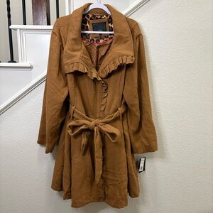 NWT Steve Madden Camel Brown Ruffle Heavy Trench Coat